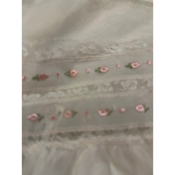 Vintage Nightgown - Picture 5 of 5